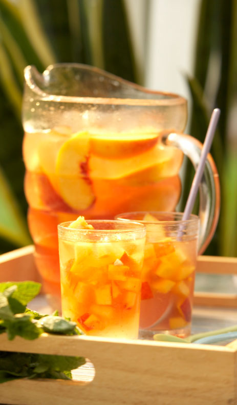 Simple White Peachy Sangria Recipe Simple White Peachy Sangria Recipe